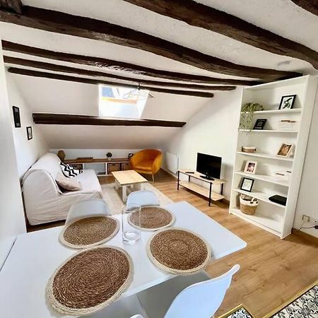 Appartement Cosy Hypercentre Place St Pierre โซมูร์ ภายนอก รูปภาพ