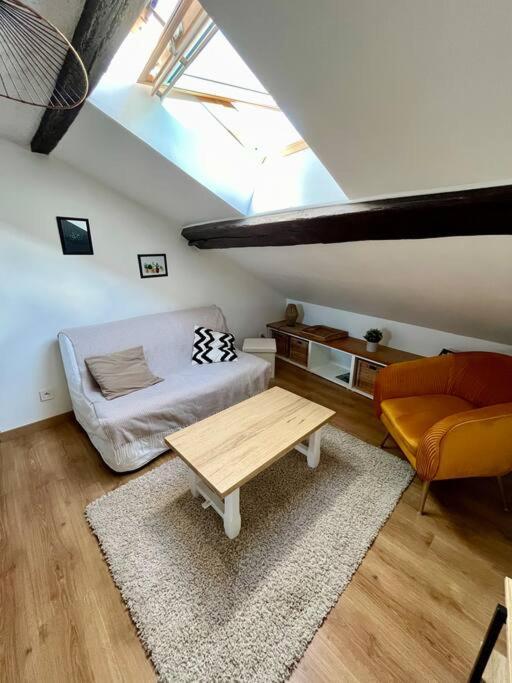 Appartement Cosy Hypercentre Place St Pierre โซมูร์ ภายนอก รูปภาพ