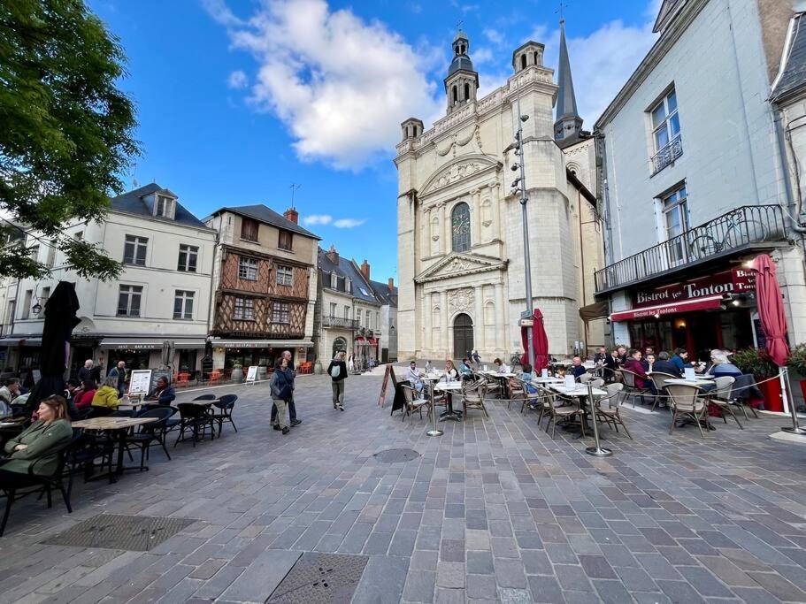 Appartement Cosy Hypercentre Place St Pierre โซมูร์ ภายนอก รูปภาพ